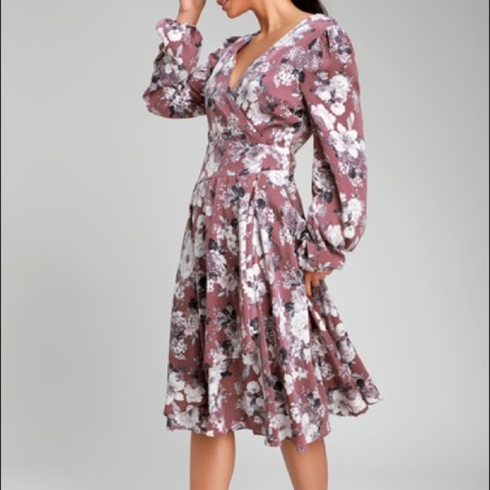 Lulu’s floral print dress